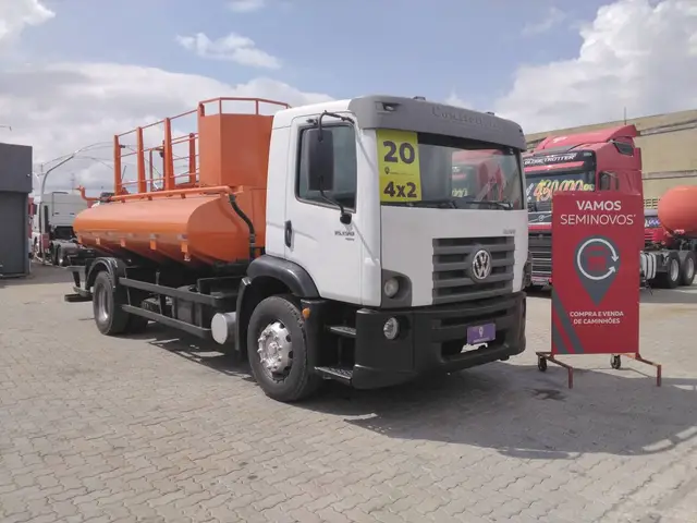 Caminhão Volkswagen 15.190 2020 E Constellation 2p (diesel)(E5)