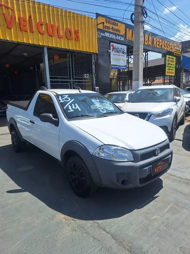 Carro Fiat Strada 2014 Working 1.4 (Flex)