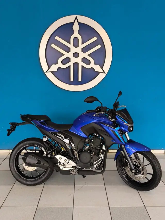 Moto Yamaha Fazer FZ25 2025 Connected