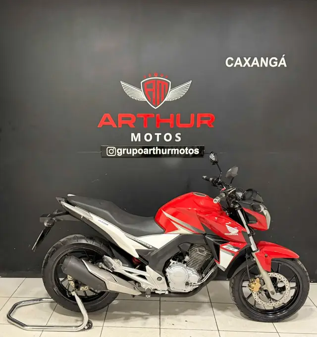 Moto Honda CB 250F Twister 2017 Standard