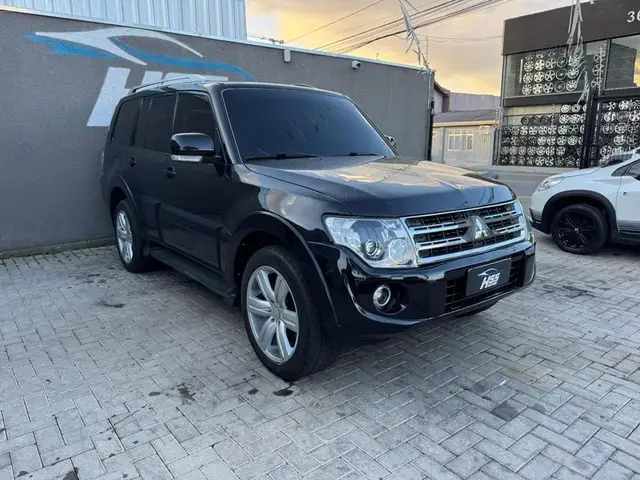 Carro Mitsubishi Pajero Full 2011 3.2 DI-D 5D HPE 4WD