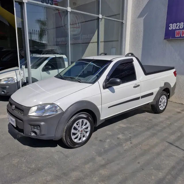 Carro Fiat Strada 2016 Working 1.4 (Flex)