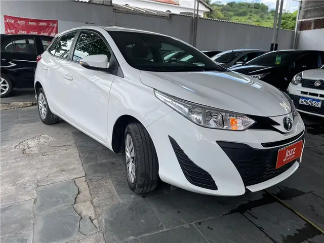 Carro Toyota Yaris 2022 1.3 XL Live CVT (Flex)