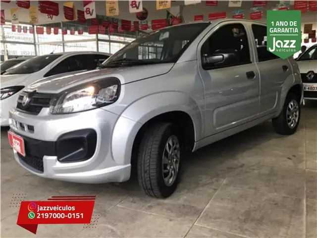Carro Fiat Uno 2019 Attractive 1.0 8V (Flex) 4p