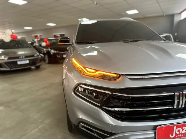 Carro Fiat Toro 2022 Volcano 2.0 TDI 4x4 (Aut)