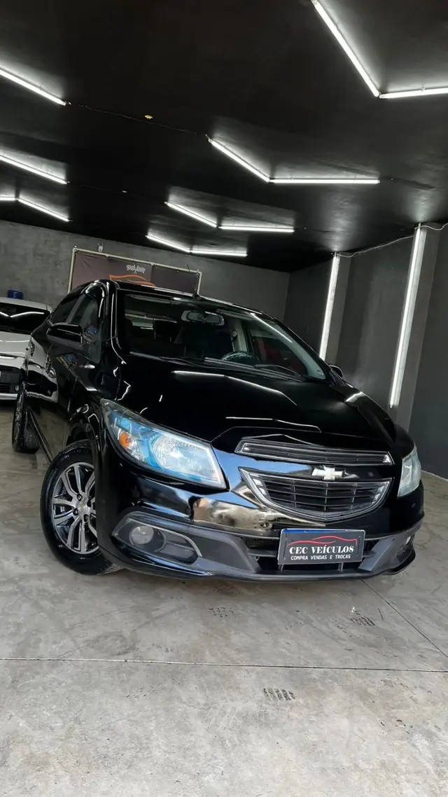 Carro Chevrolet Onix 2013 1.4 LTZ SPE/4