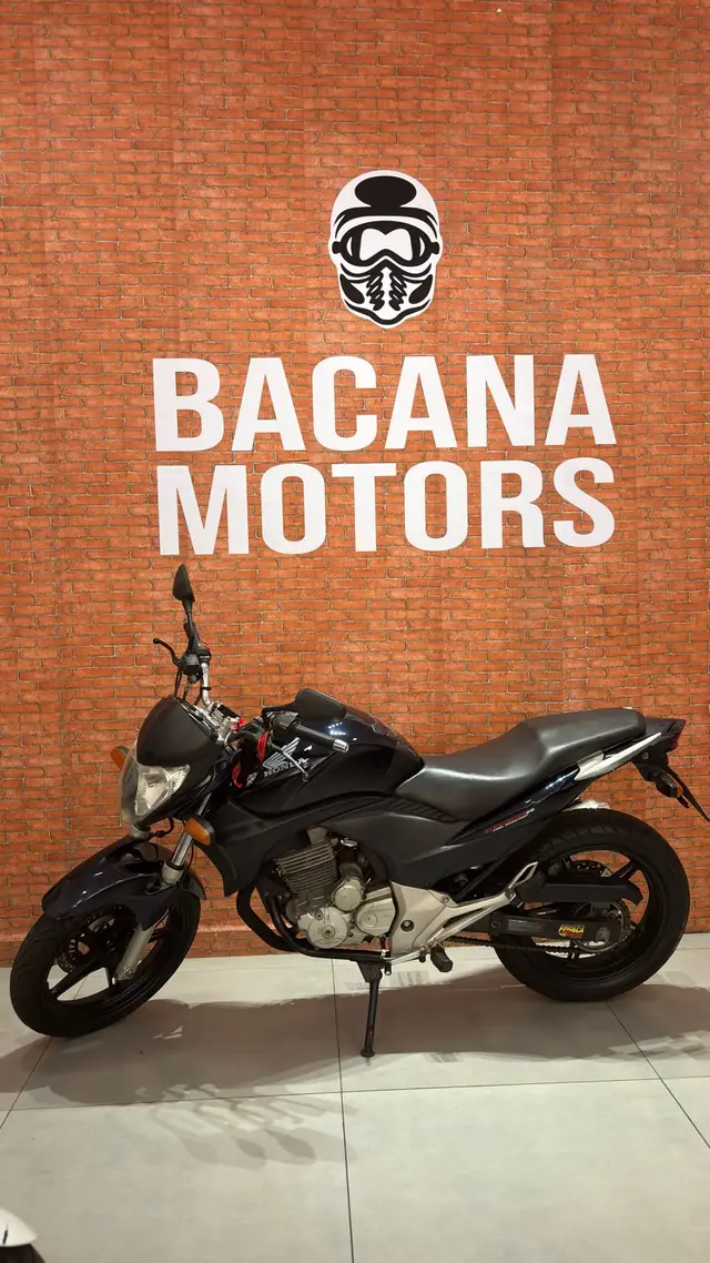 Moto Honda CB 300R 2012 Edição Especial