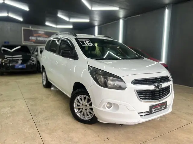 Carro Chevrolet Spin 2016 LT 5S 1.8 (Aut) (Flex)