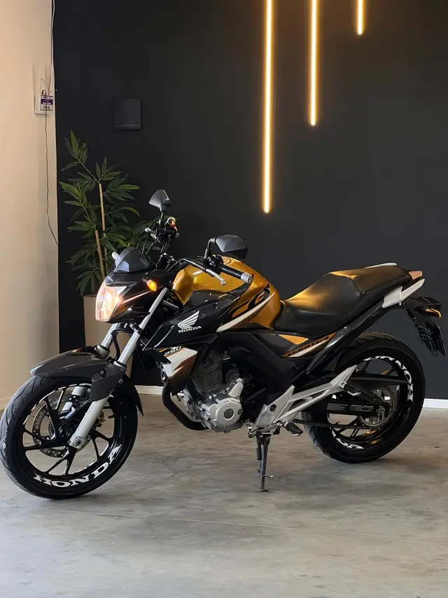 Moto Honda CB 250F Twister 2020 (ABS)