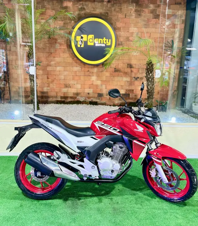 Moto Honda CB 250F Twister 2022 (CBS)