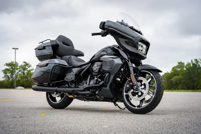 Moto Harley-Davidson Street Glide 2025 Ultra