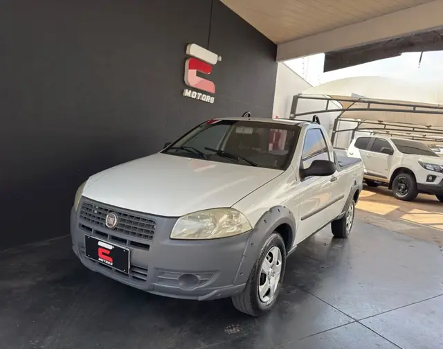 Carro Fiat Strada 2013 Working 1.4 (Flex)
