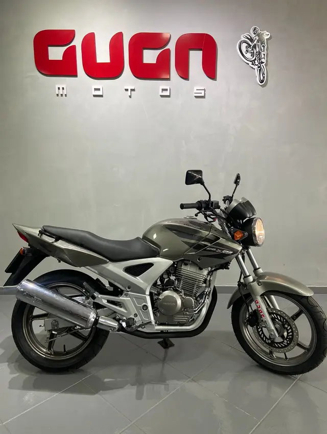 Moto Honda CBX 250 2007 Twister
