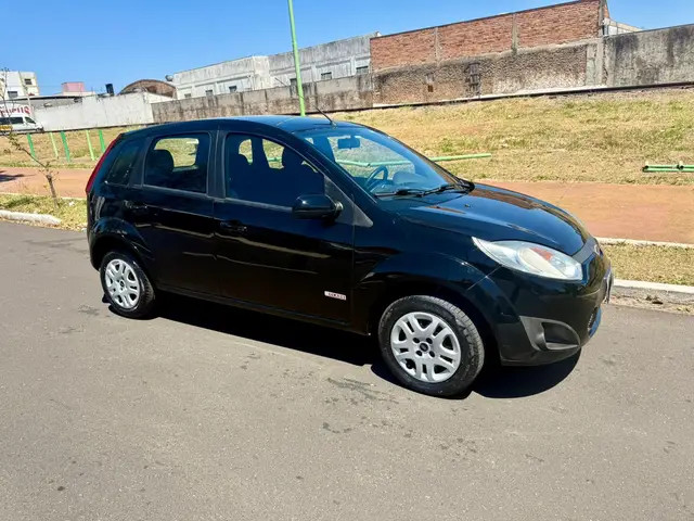 Carro Ford Fiesta Hatch 2012 1.6 (Flex)