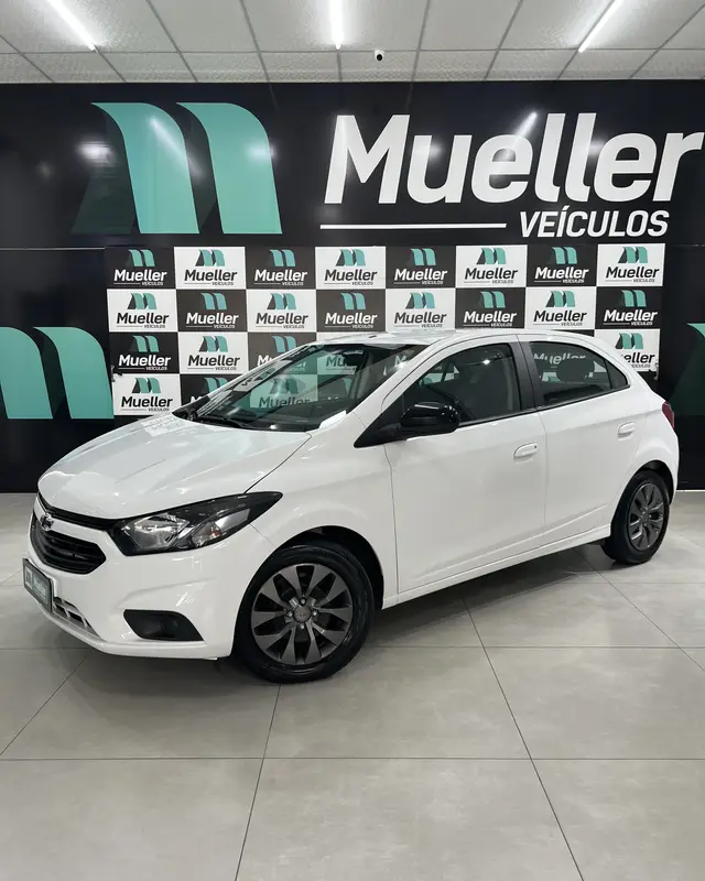 Carro Chevrolet Joy 2021 1.0 8V Black Edition (Flex)