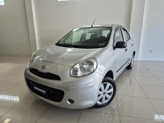 Carro Nissan March 2015 1.0 12V (Flex)
