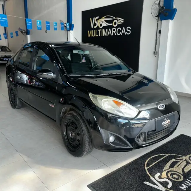 Carro Ford New Fiesta Sedan 2013 SE 1.6 (Flex)