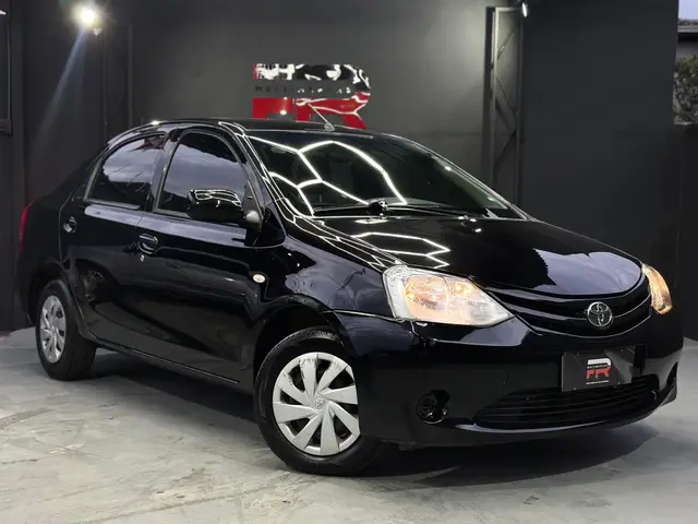 Carro Toyota Etios 2013 XLS 1.5 (Flex)