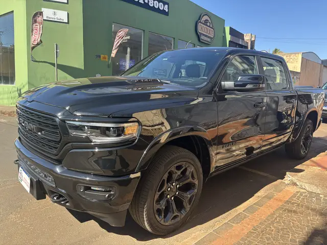 Carro Ram 1500 2024 Limited 5.7
