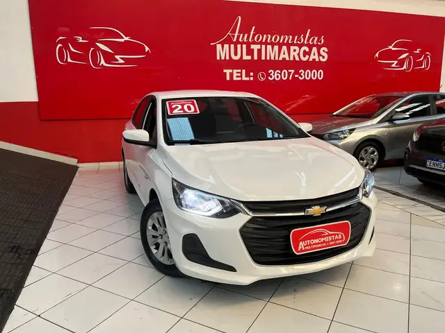 Carro Chevrolet Onix Plus 2020 1.0 LT (Flex)