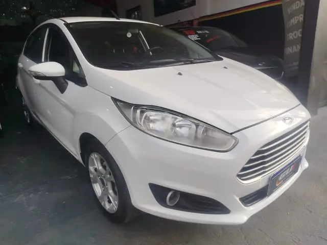 Carro Ford New Fiesta Hatch 2015 New Fiesta SE 1.5 16V