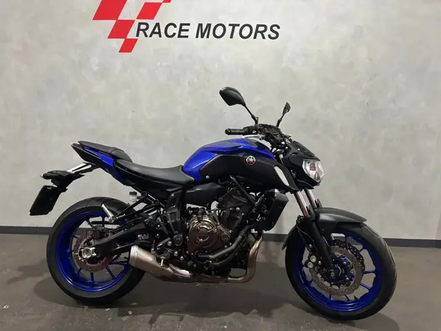 Moto Yamaha MT-07 2023 ABS