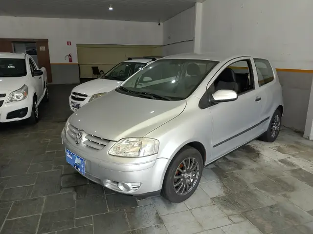 Carro Volkswagen Fox 2005 1.0 8V (Flex)
