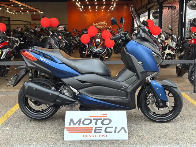 Moto Yamaha XMax 2021 250 (ABS)