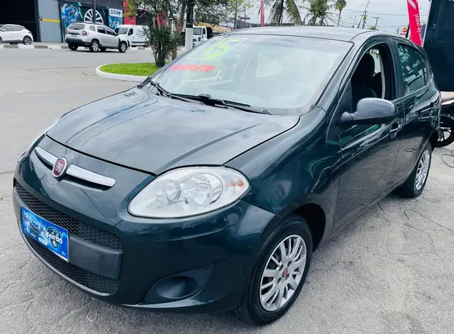 Carro Fiat Palio 2015 Attractive 1.0 Evo (Flex)