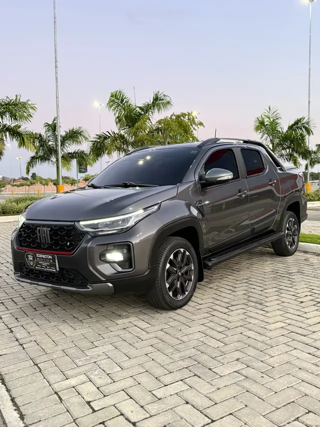 Carro Fiat Strada 2024 Ultra 1.0 Turbo