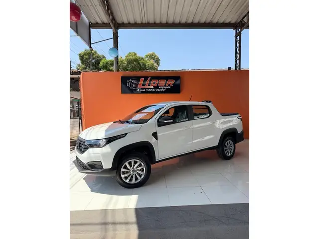 Carro Fiat Strada 2026 Freedom CD 1.3