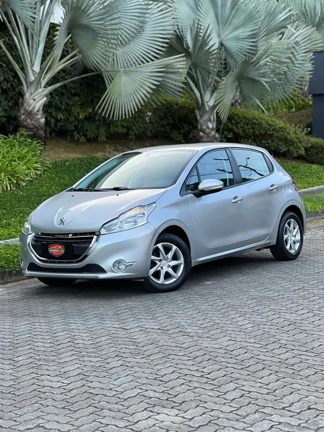 Carro Peugeot 208 2015 Active 1.5 8V (Flex)