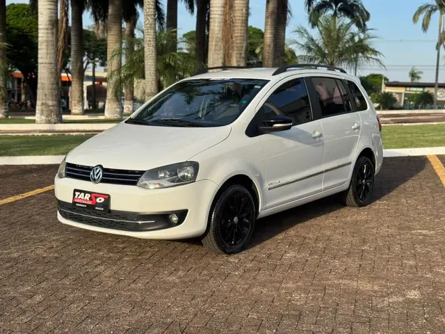 Carro Volkswagen SpaceFox 2011 Sportline 1.6 8V (Flex)