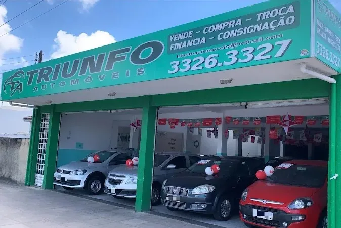 Fachada da loja Veículos à venda em TRIUNFO AUTOMOVEIS - Maceió - AL