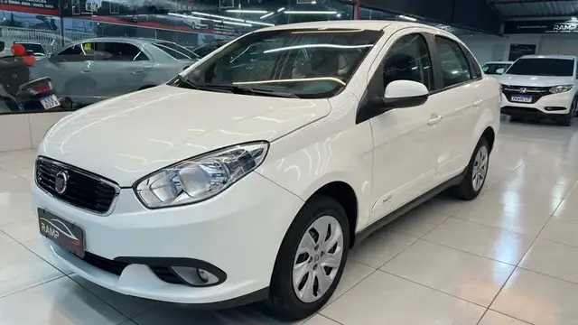 Carro Fiat Grand Siena 2018 Evo Attractive 1.4 8V (Flex)