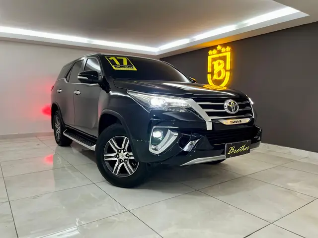 Carro Toyota SW4 2017 2.7 SR 7L 4x2 (Aut) (Flex)