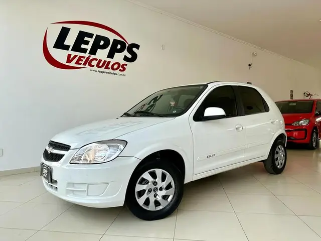 Carro Chevrolet Celta 2013 LT 1.0 (Flex)