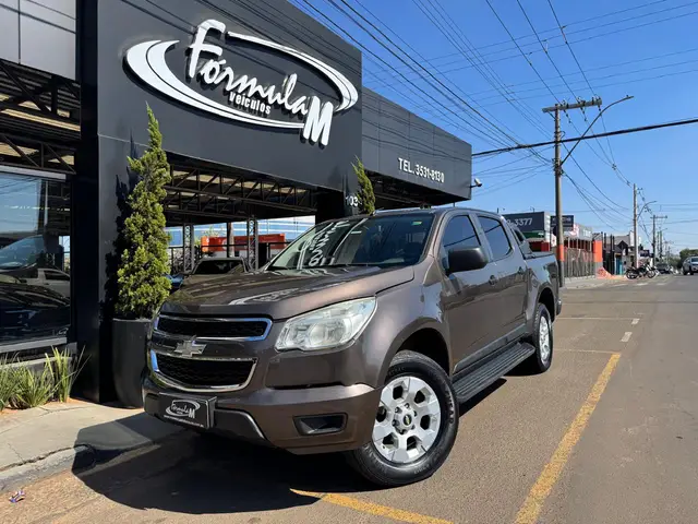 Carro Chevrolet S10 Cabine Dupla 2013 S10 LS 2.4 4x2 (Cab Dupla) (Flex)