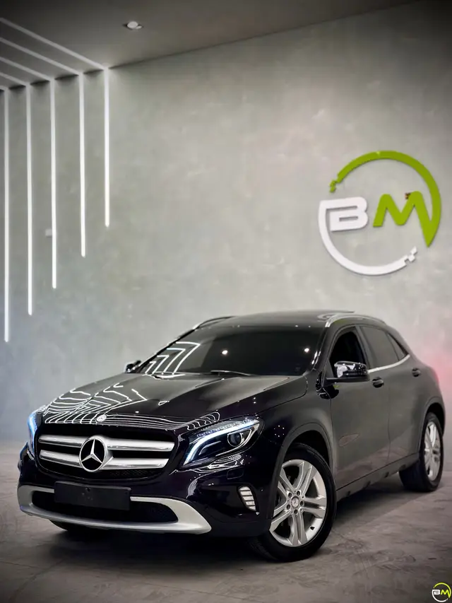 Carro Mercedes-Benz GLA 200 2015 GLA 200 1.6 Vision