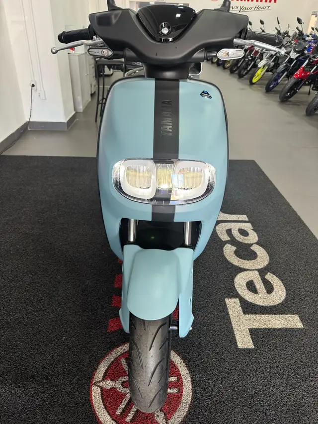 Moto Yamaha Neo's 2026 Connected