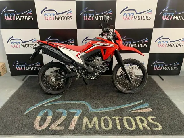 Moto Honda XR 300L 2025 Tornado