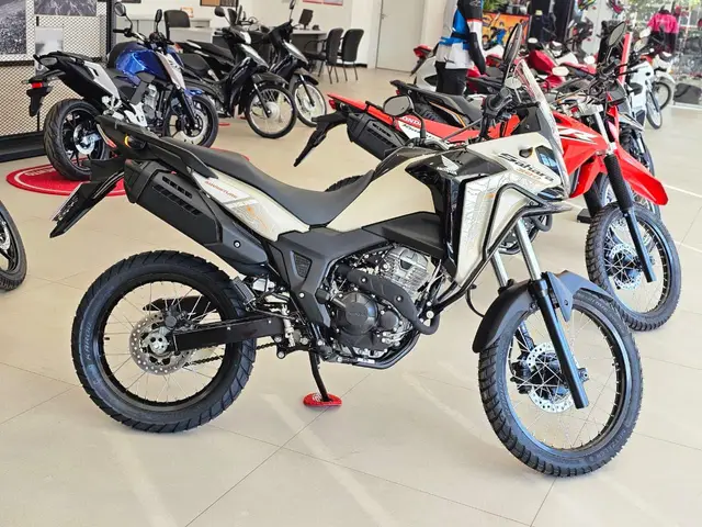 Moto Honda XRE Sahara 300 2026 Adventure
