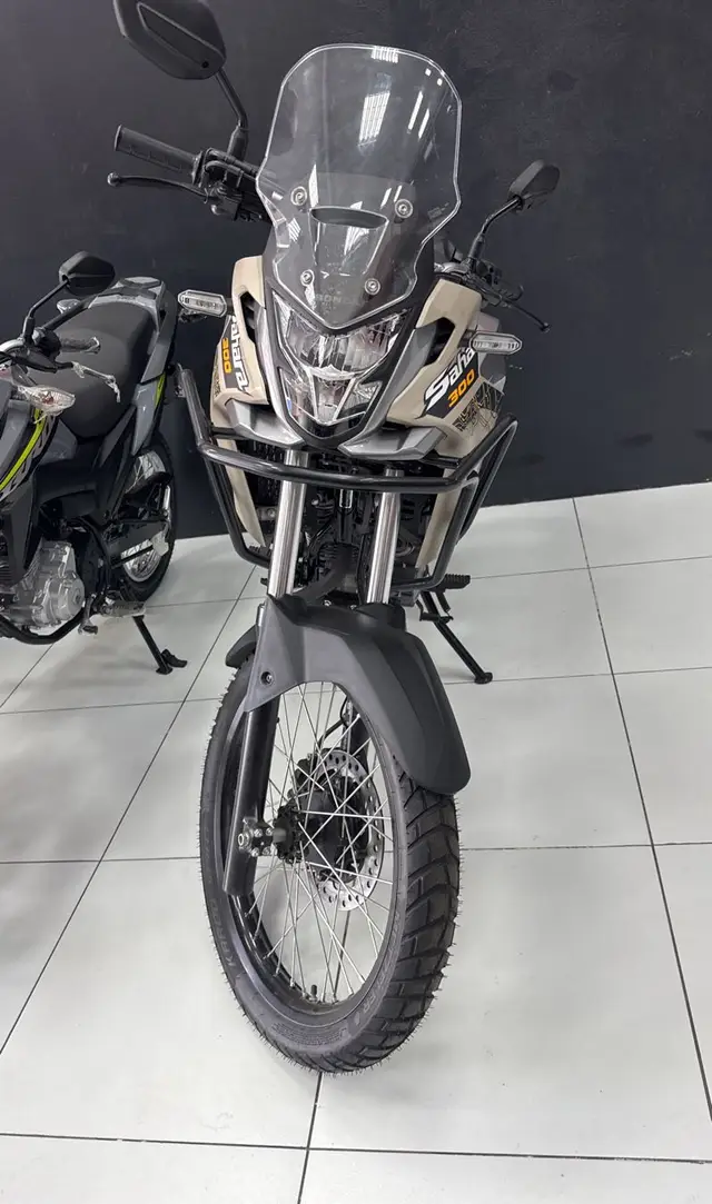 Moto Honda XRE Sahara 300 2025 Adventure