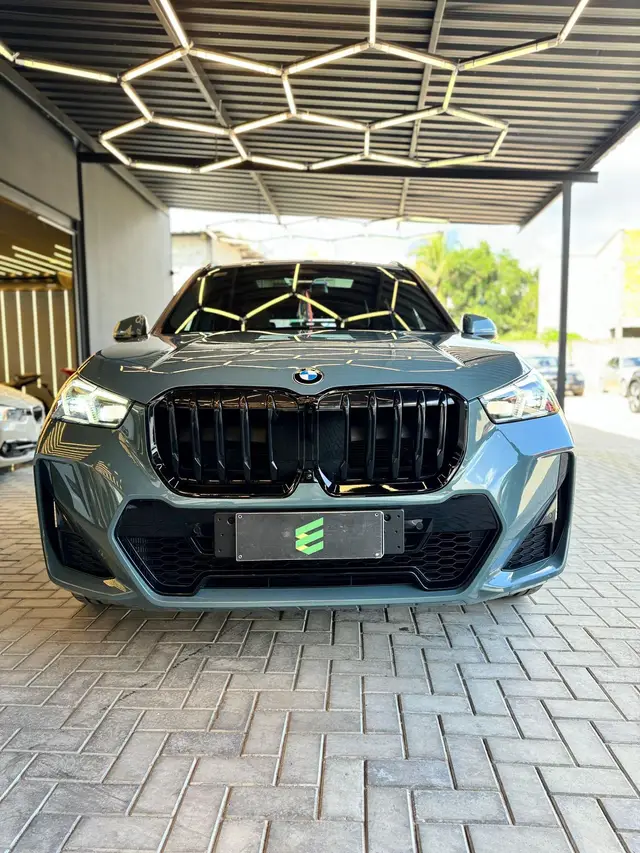 Carro BMW X1 2023 sDrive20i M Sport 2.0 Turbo (Aut.)