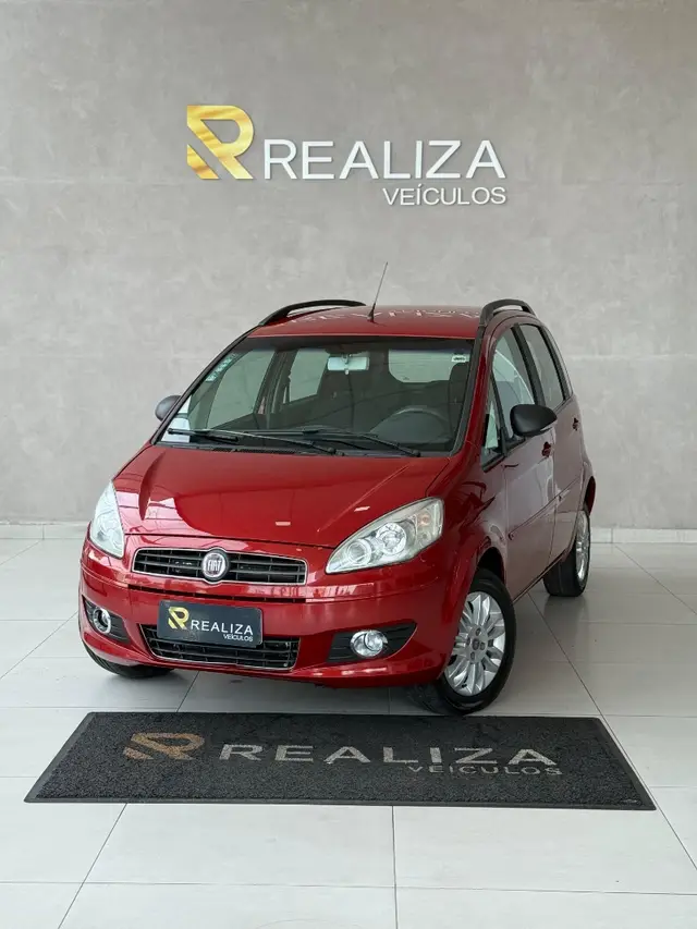 Carro Fiat Idea 2013 Attractive 1.4 8V (Flex)