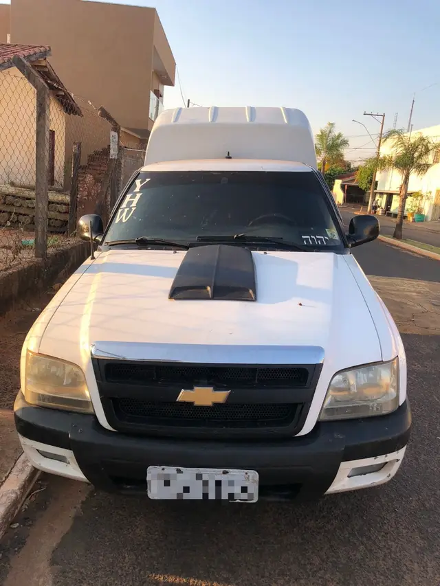 Carro Chevrolet S10 Cabine Simples 2000 S10 4x2 2.2 MPFi (Cab Simples)