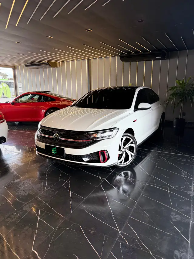 Carro Volkswagen Jetta 2023 2.0 GLI 350 TSI (Aut)
