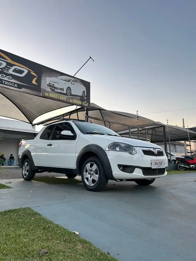 Carro Fiat Strada 2015 Trekking 1.6 16V (Flex) (Cabine Dupla)