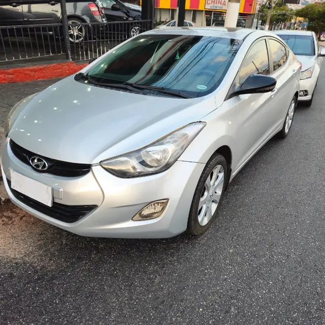 Carro Hyundai Elantra 2013 Sedan 1.8 GLS (aut)