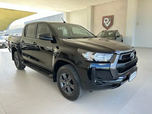 Carro Toyota Hilux Cabine Dupla 2024 SR 4x4 2.8 Diesel